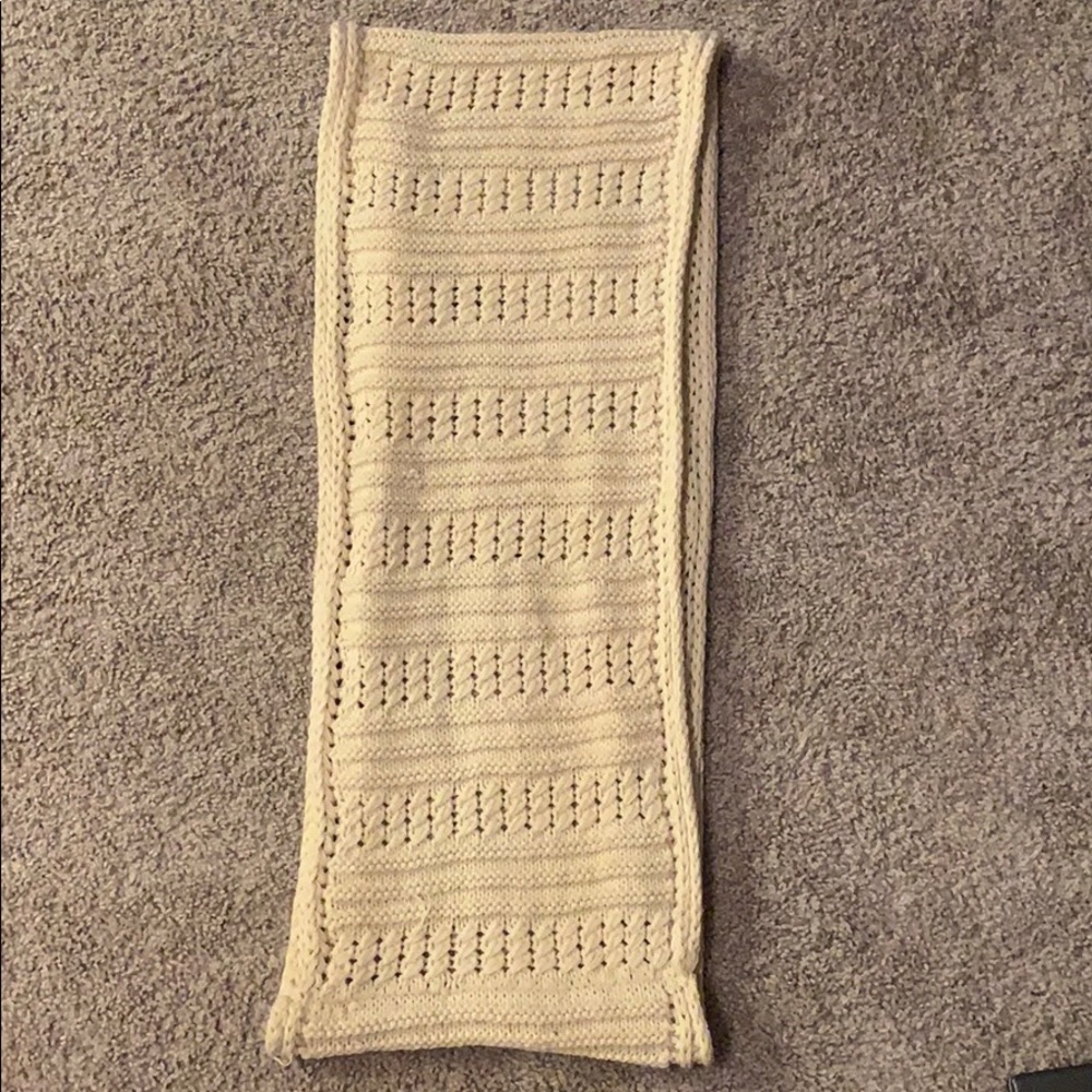 Knit infinity scarf